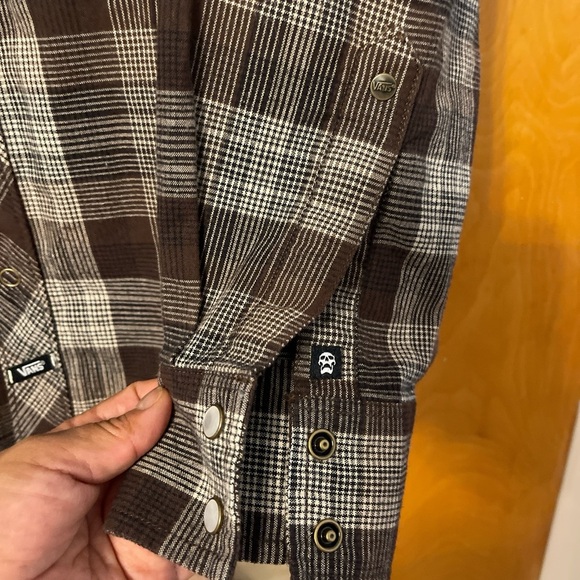 VANS..BROWN..PLAID..WESTERN..COTT
ON..PEARL SNAP..SHIRT..MEN Size M - Picture 9 of 12